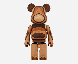 Karimoku x Medicom Toy 1000% Bearbrick