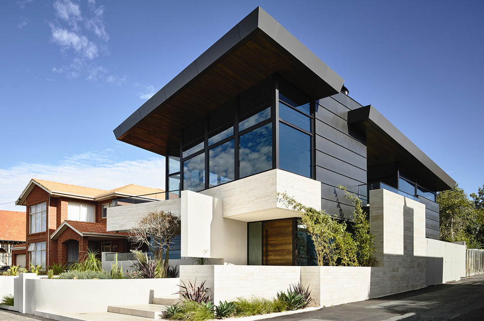 Williamstown Beach by Steve Domoney Architecture