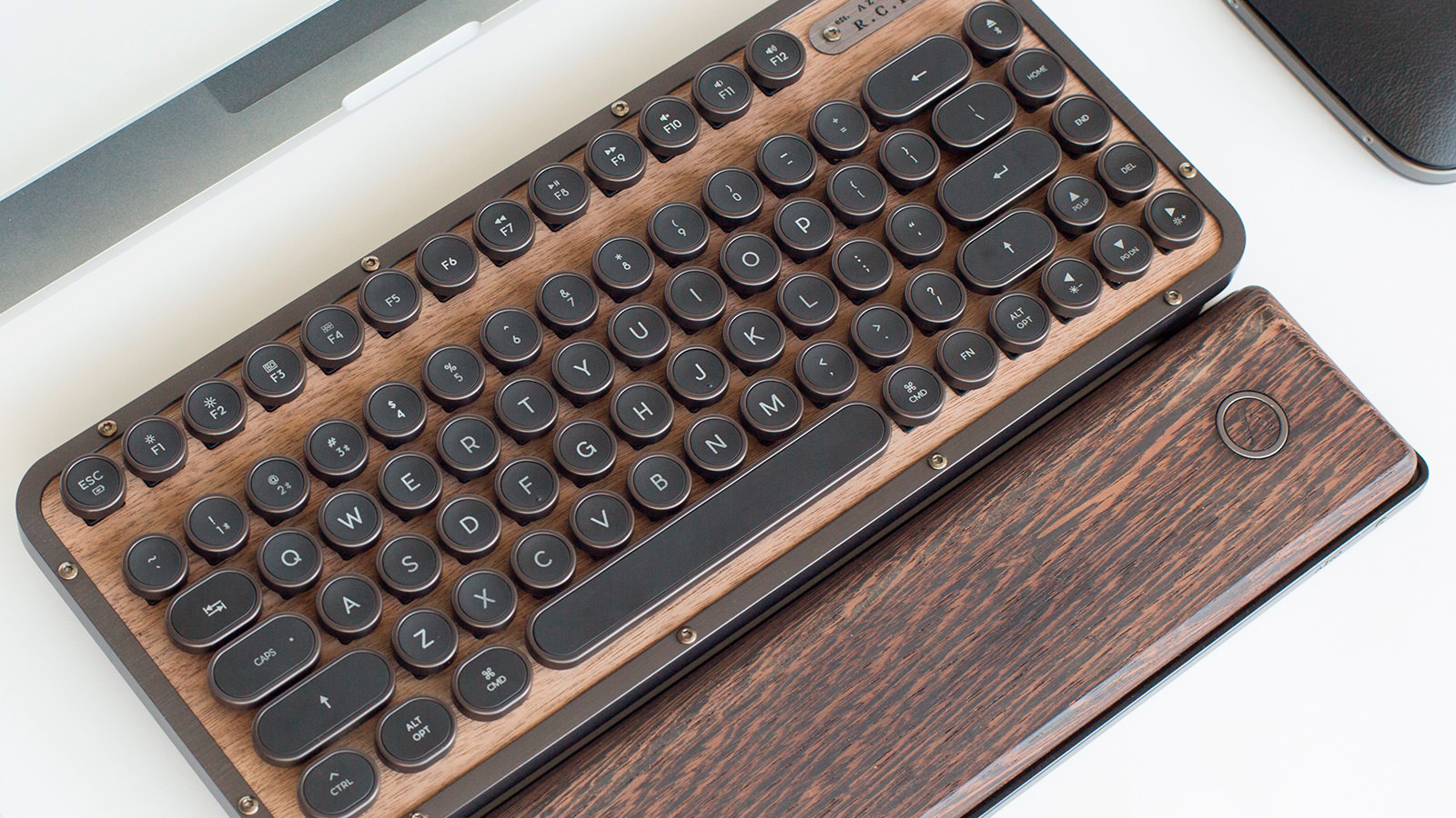 azio typewriter keyboard