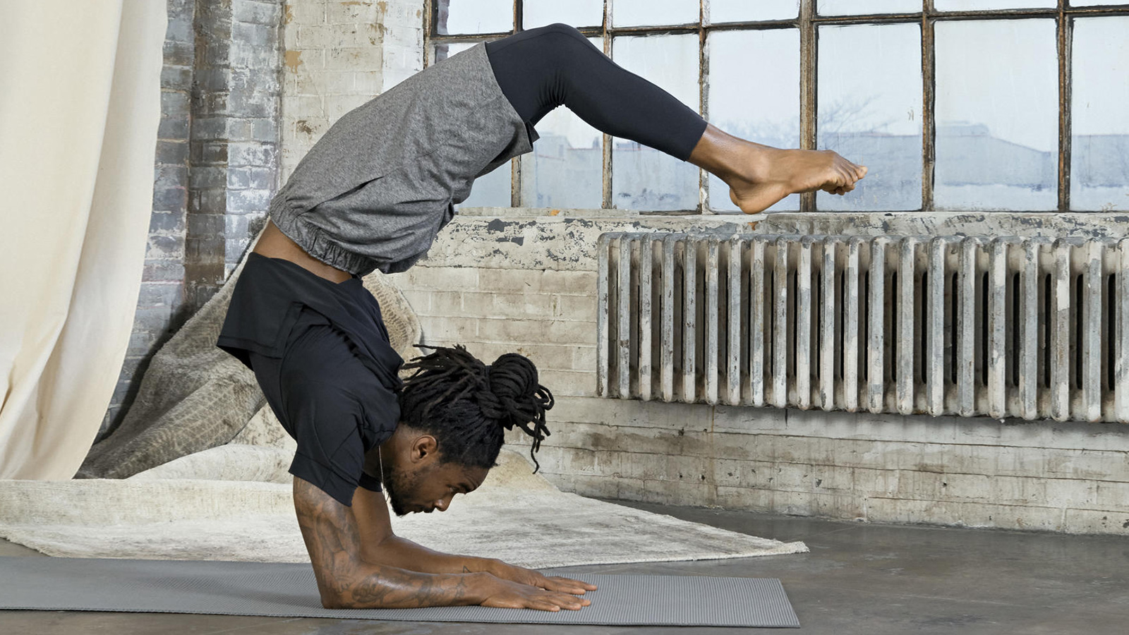 Nike Infinalon Yoga Collection