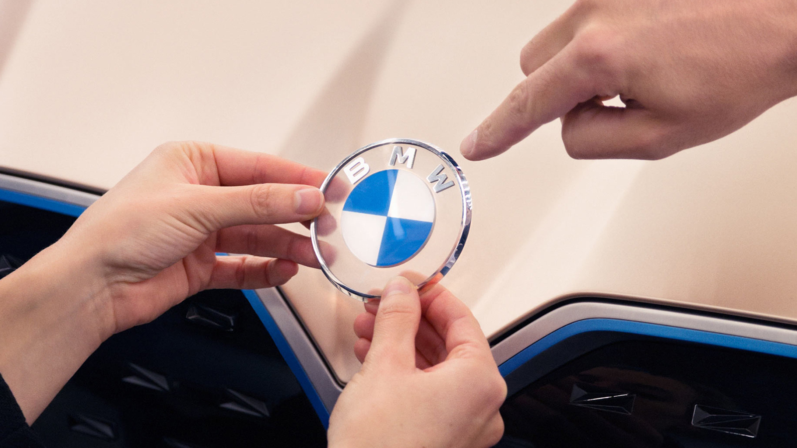 BMW New Logo and New Brand Identity