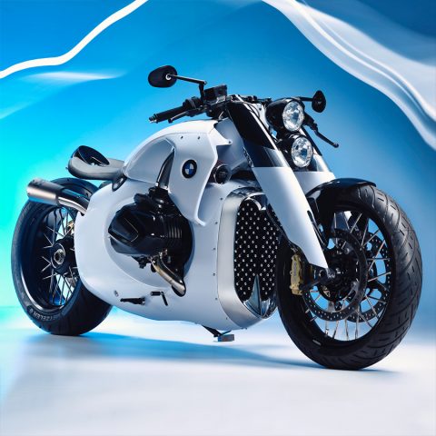 외계인이 타고 달려올 것만 같은 BMW R1250R 레너드 커스텀
