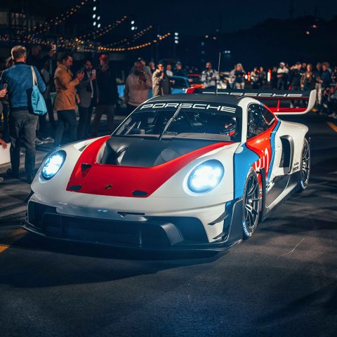 등장만으로 서킷을 정복, 포르쉐 911 GT3 R 렌스포츠