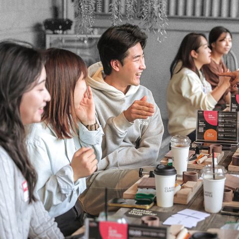 같이 와인 마시고 책 읽고, 직장인 모임 추천