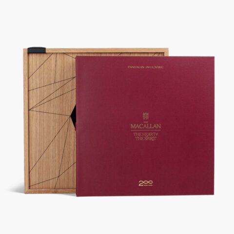 맥캘란의 200년을 한 권에 담다