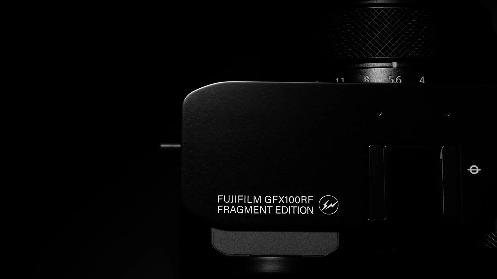 프라그먼트 디자인 x 후지필름 GFX100RF