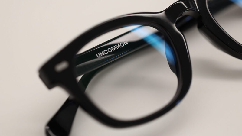 언커먼아이웨어 벅