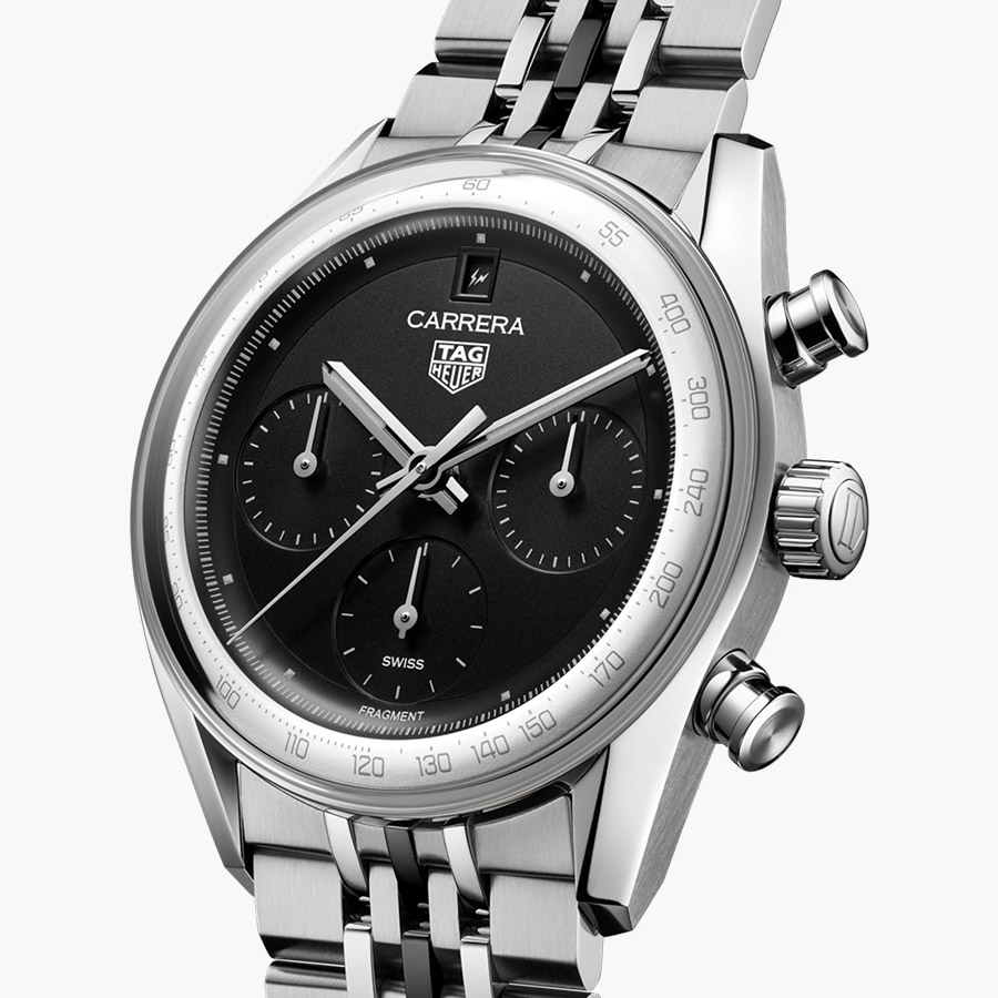 태그호이어 까레라 크로노그래프 x 프라그먼트 리미티드 에디션