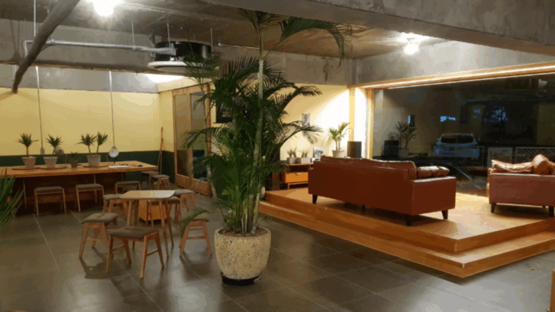 혼자 일하기 좋은 카페 추천 플라이팬커피