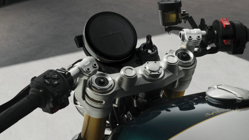 트라이엄프 뉴 스피드 트윈 1200 카페 레이서 에디션