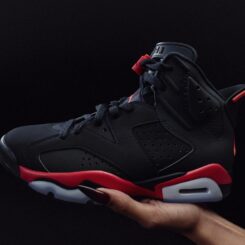 왜 이제야 나왔을까? 30년 동안 공개되지 않았던 이 에어 조던