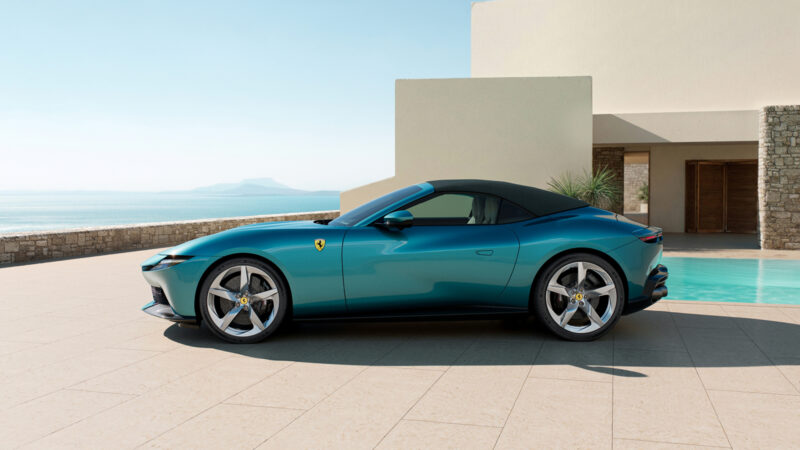 페라리 아말피 스파이더