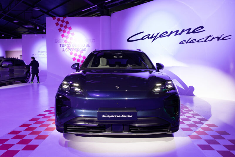 포르쉐 카이엔 일렉트릭