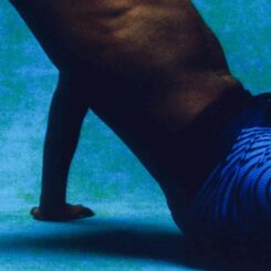 싱글렛에 서울을 새긴 UVU